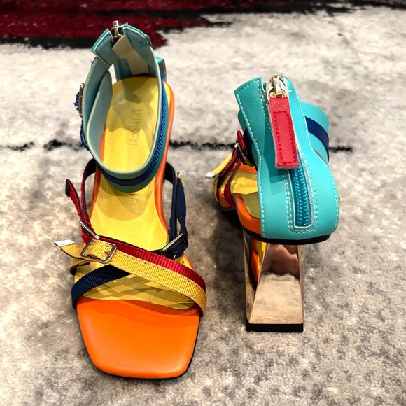 MUYISEXI Gold Heels Strappy Sandals - Picture 10 of 13